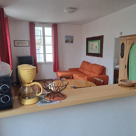 Loft Vue Imprenable Sur Le Vieux Saintes Apartamento Exterior foto
